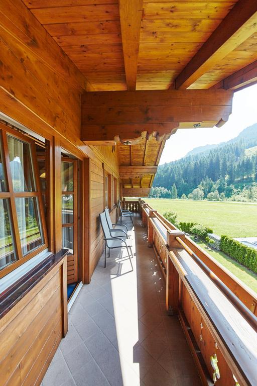Appartements Living Saalbach Room photo